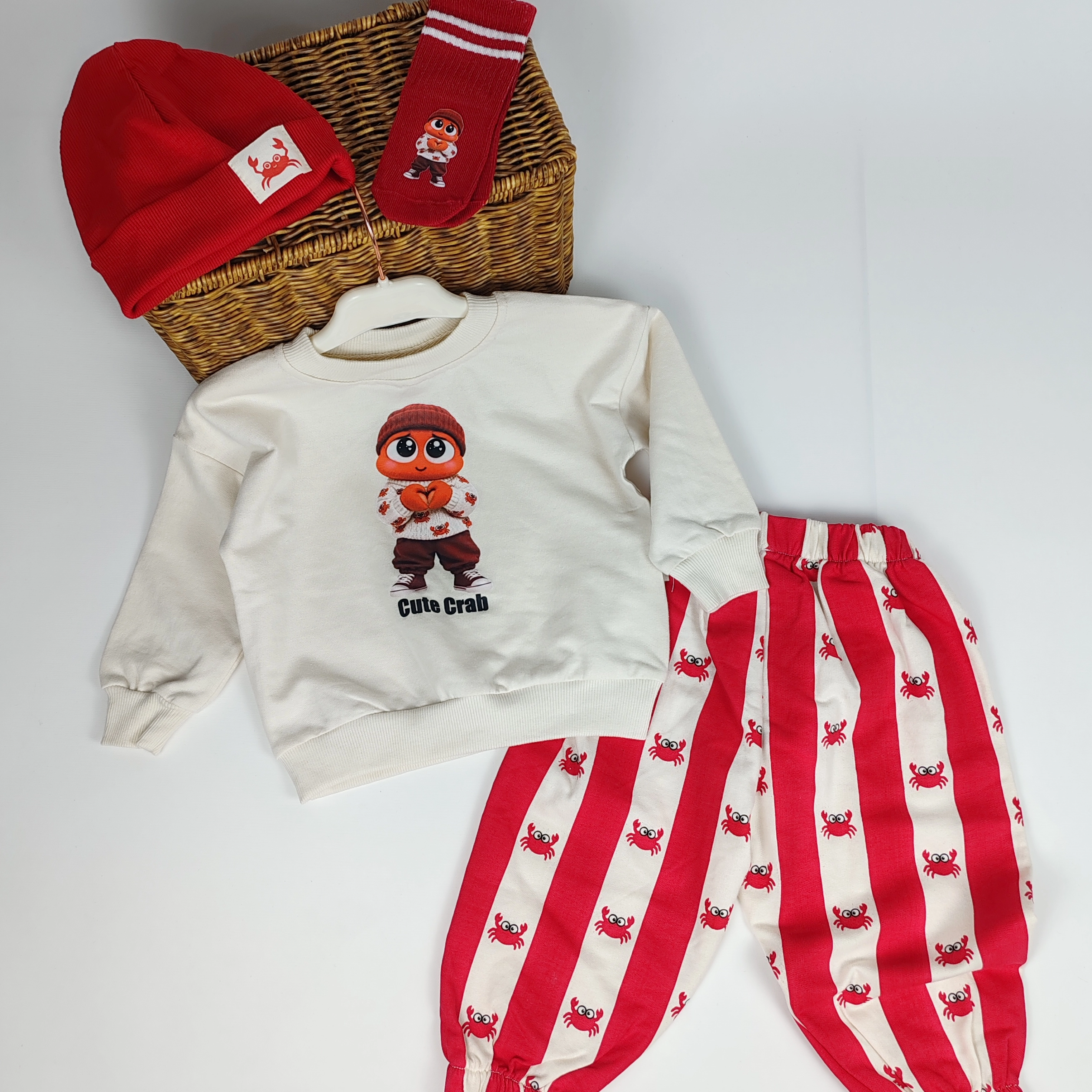 Pamuklu Kırmızı Cute Crab Yengeç Pantolon Şapka Çorap 4lü Kombin Takım