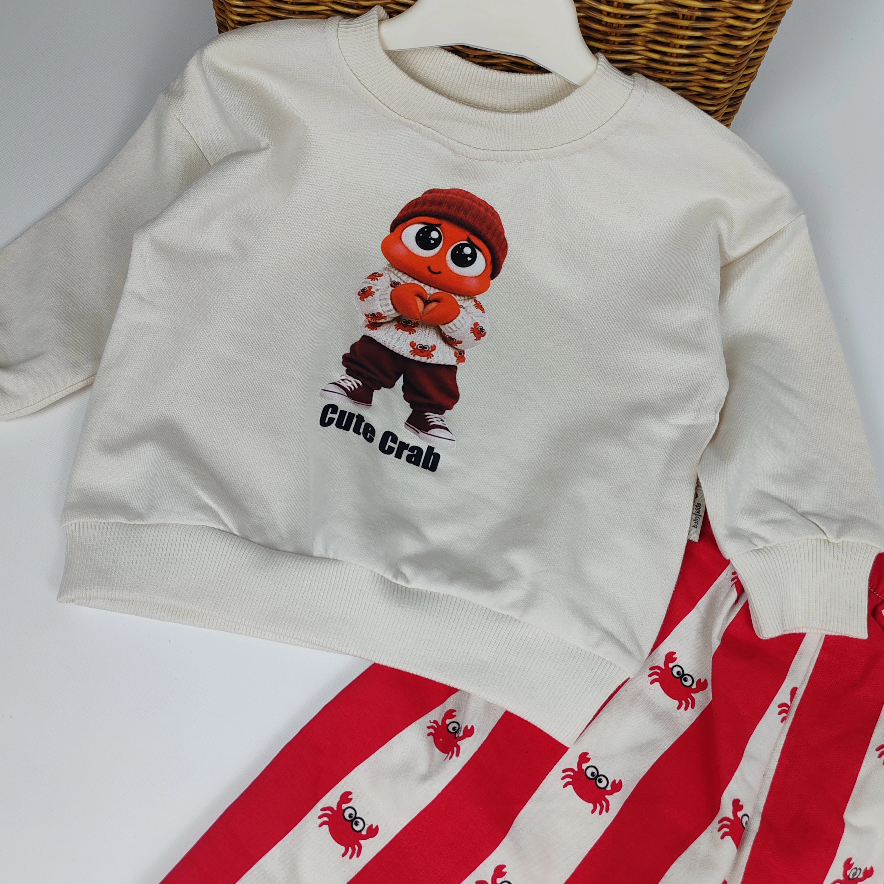 Pamuklu Kırmızı Cute Crab Yengeç Pantolon Şapka Çorap 4lü Kombin Takım