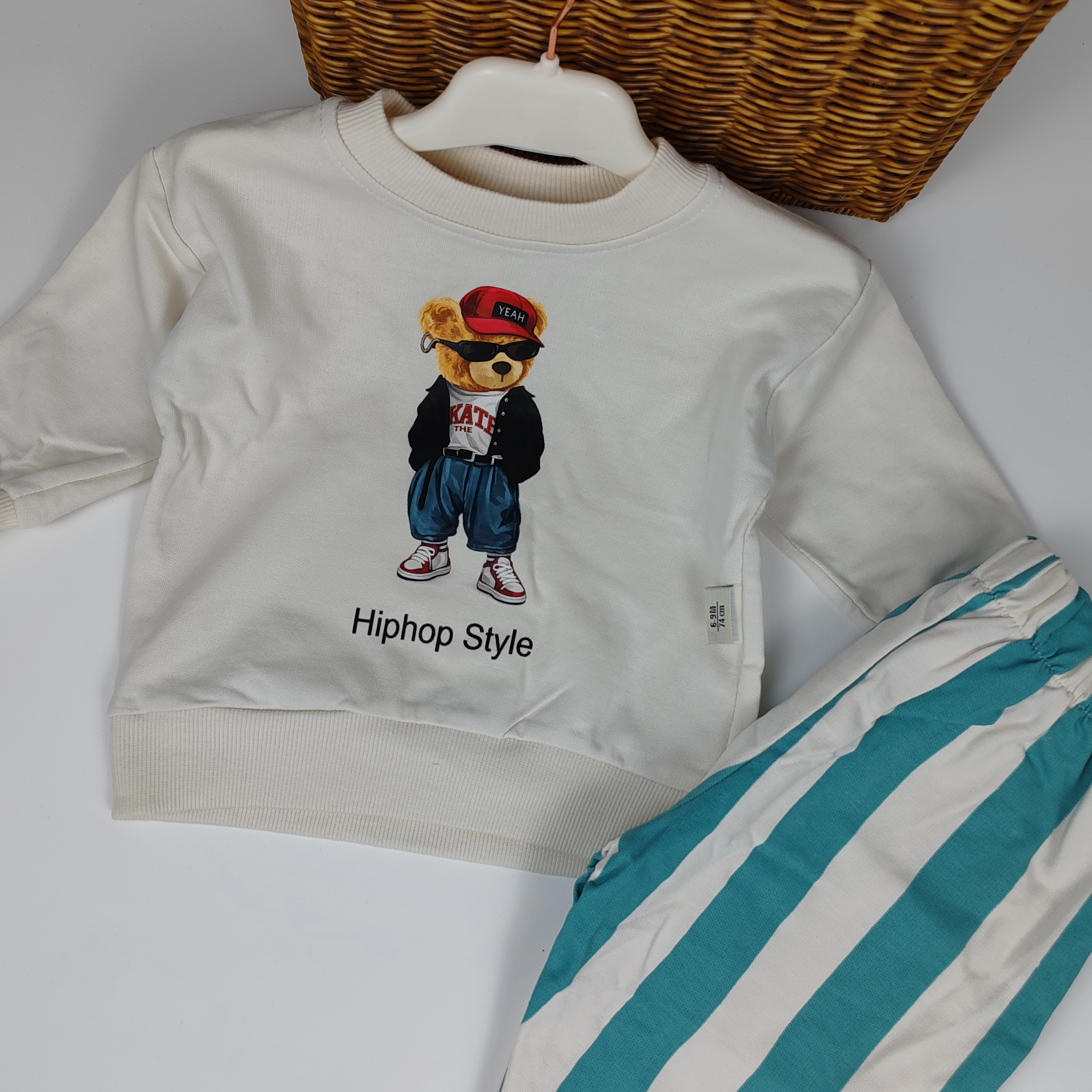 Hiphop Style Pamuklu Baskılı Erkek Bebek Şapkalı ve Çoraplı Takım- Mint